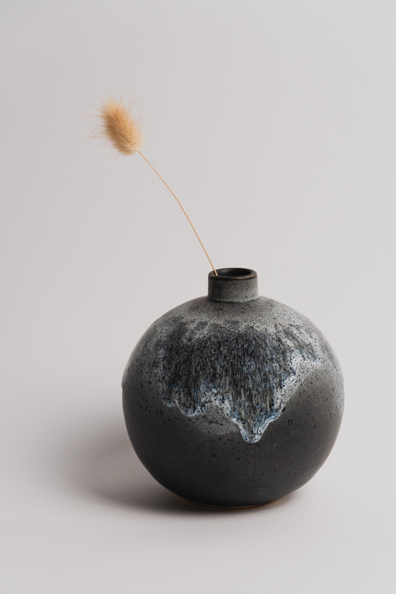 Vase with black volcanic glaze