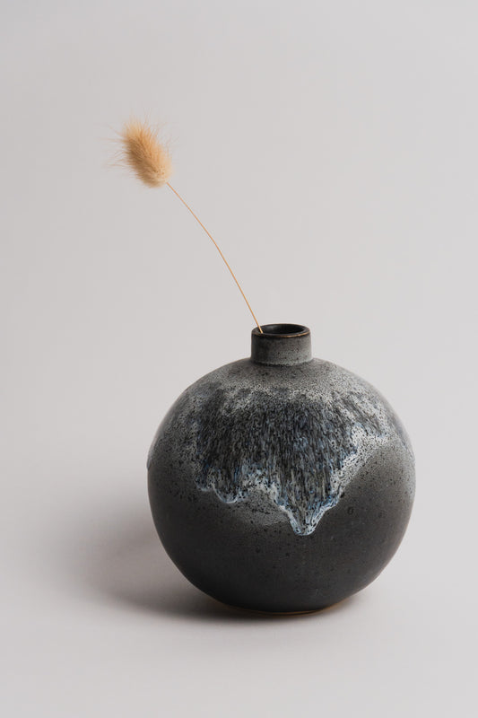 Vase with black volcanic glaze