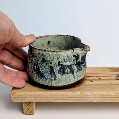 Chawan cup with spout medium size